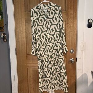 H&M Green and Cream Geometric Long Sleeve Dress